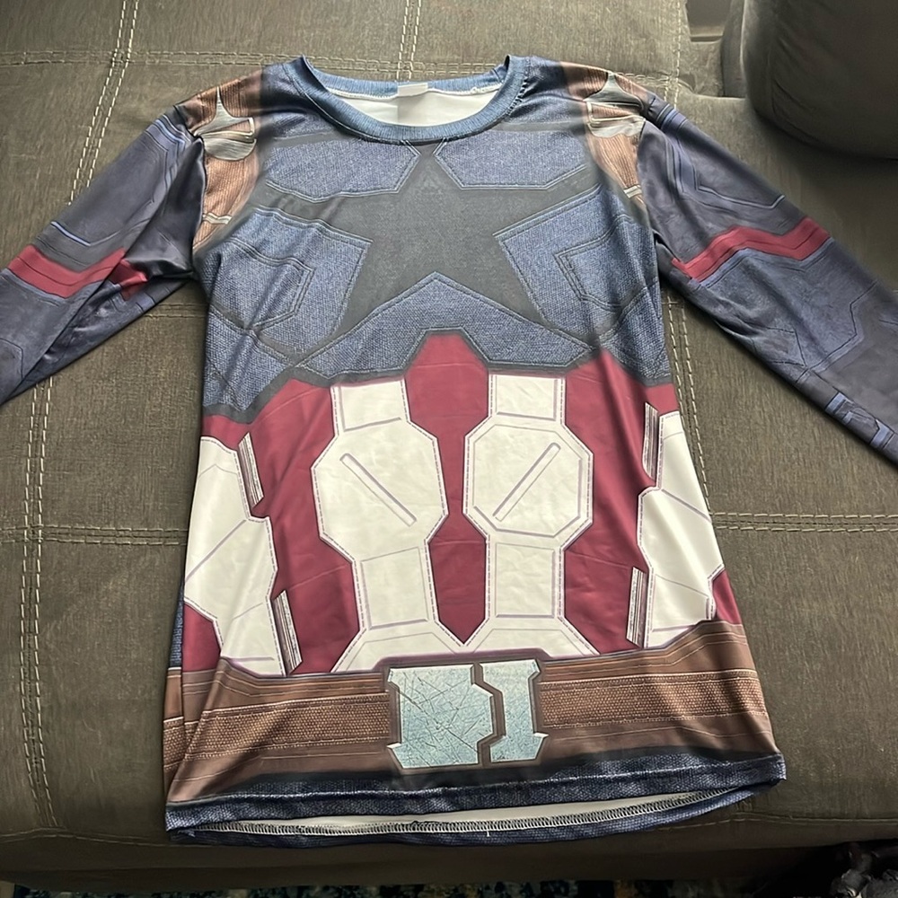 Captain America jersey size large